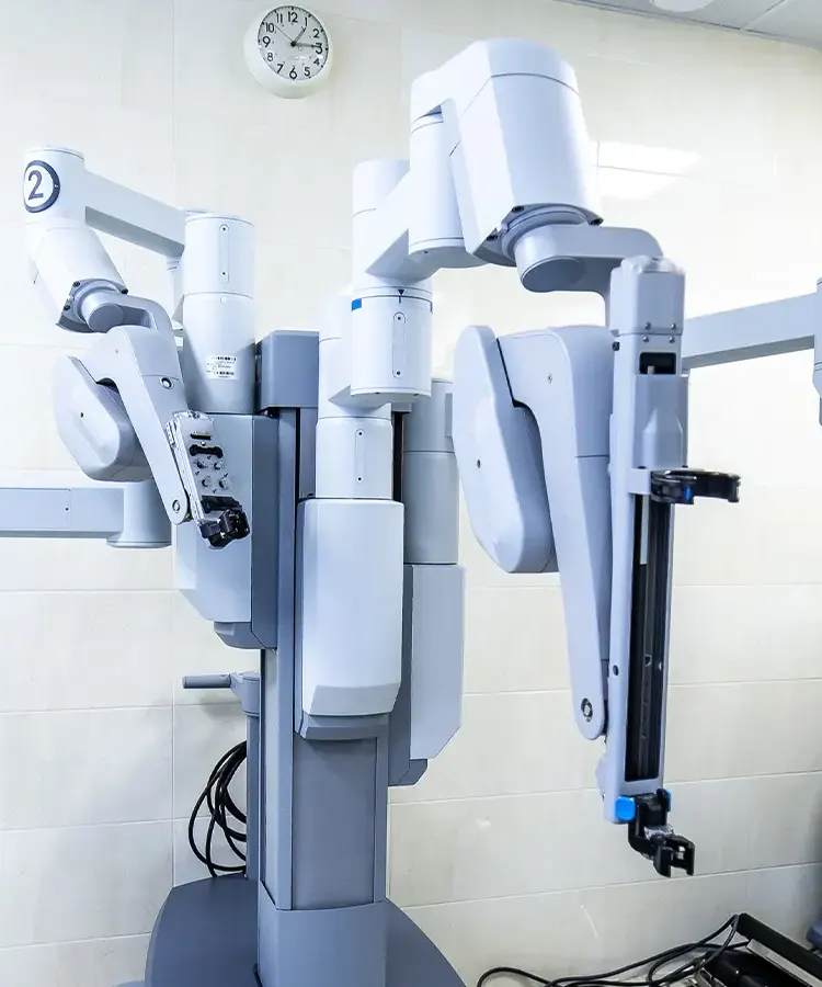 Img-Dr_Raul_Pinilla-BannerHome-Fondo-2-LCP